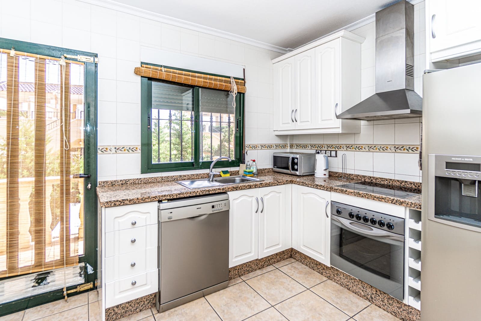 3 Zimmer Villa zu verkaufen in Villamartin mit Pool - 355.000 € (Ref: 9058143)