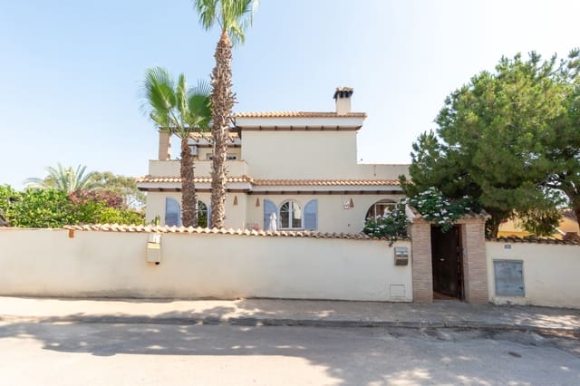 5 soverom Villa til salgs i La Zenia, Orihuela med svømmebasseng - € 795 000 (Ref: 9064573)