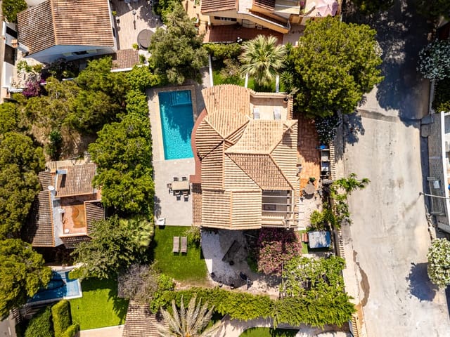 5 soverom Villa til salgs i La Zenia, Orihuela med svømmebasseng - € 795 000 (Ref: 9064573)