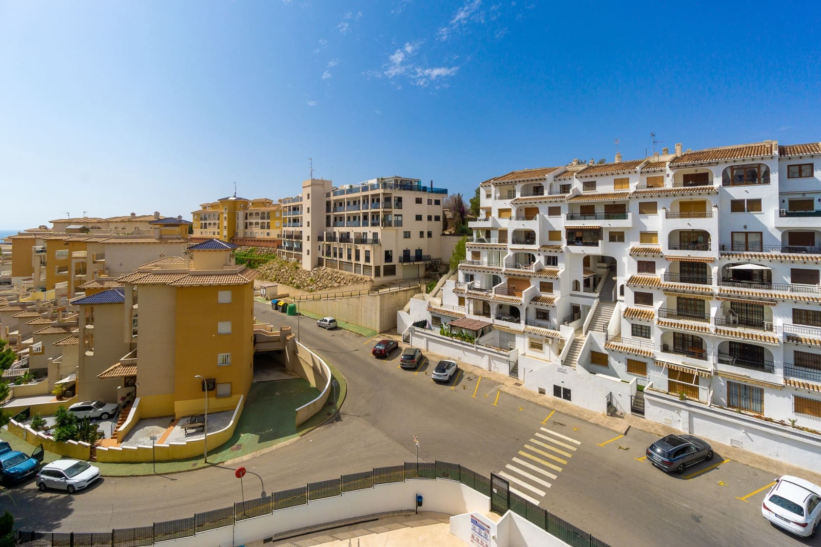 2 slaapkamer Appartement te koop in Campoamor met zwembad - € 219.000 (Ref: 9072378)