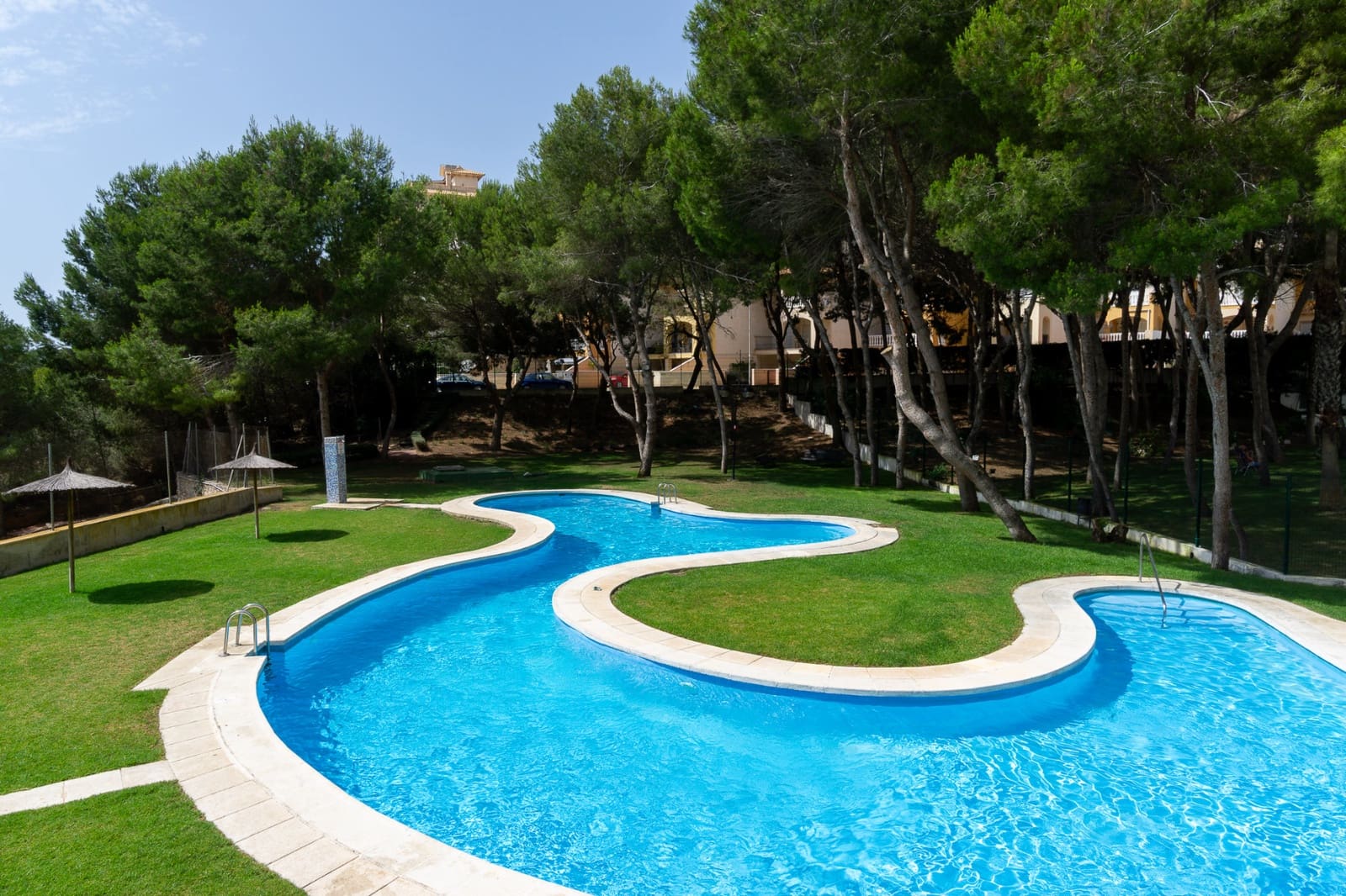 2 slaapkamer Appartement te koop in Campoamor met zwembad - € 219.000 (Ref: 9072378)