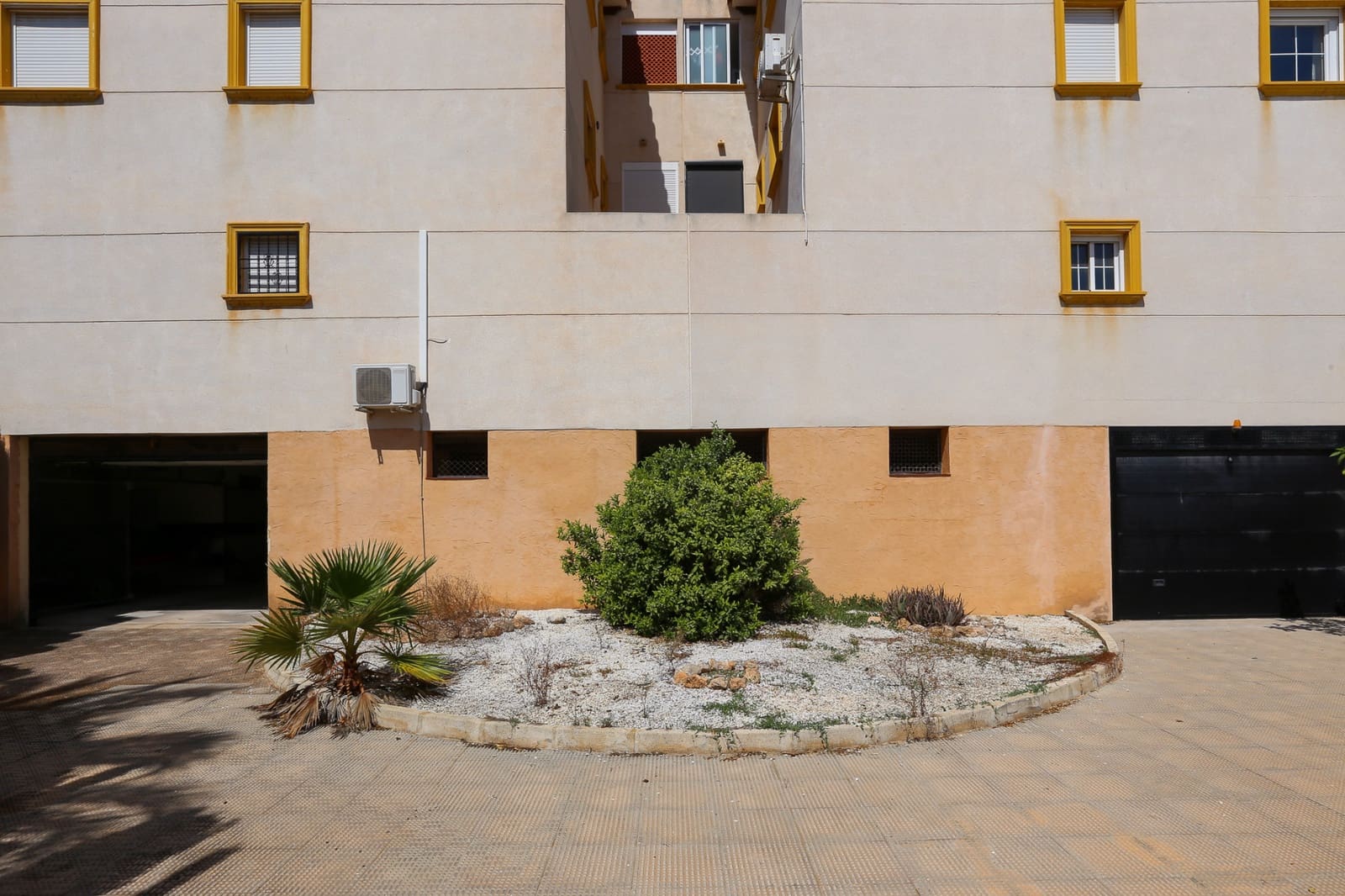 Garage til salg i Orihuela Costa - € 9.800 (Ref: 9074345)