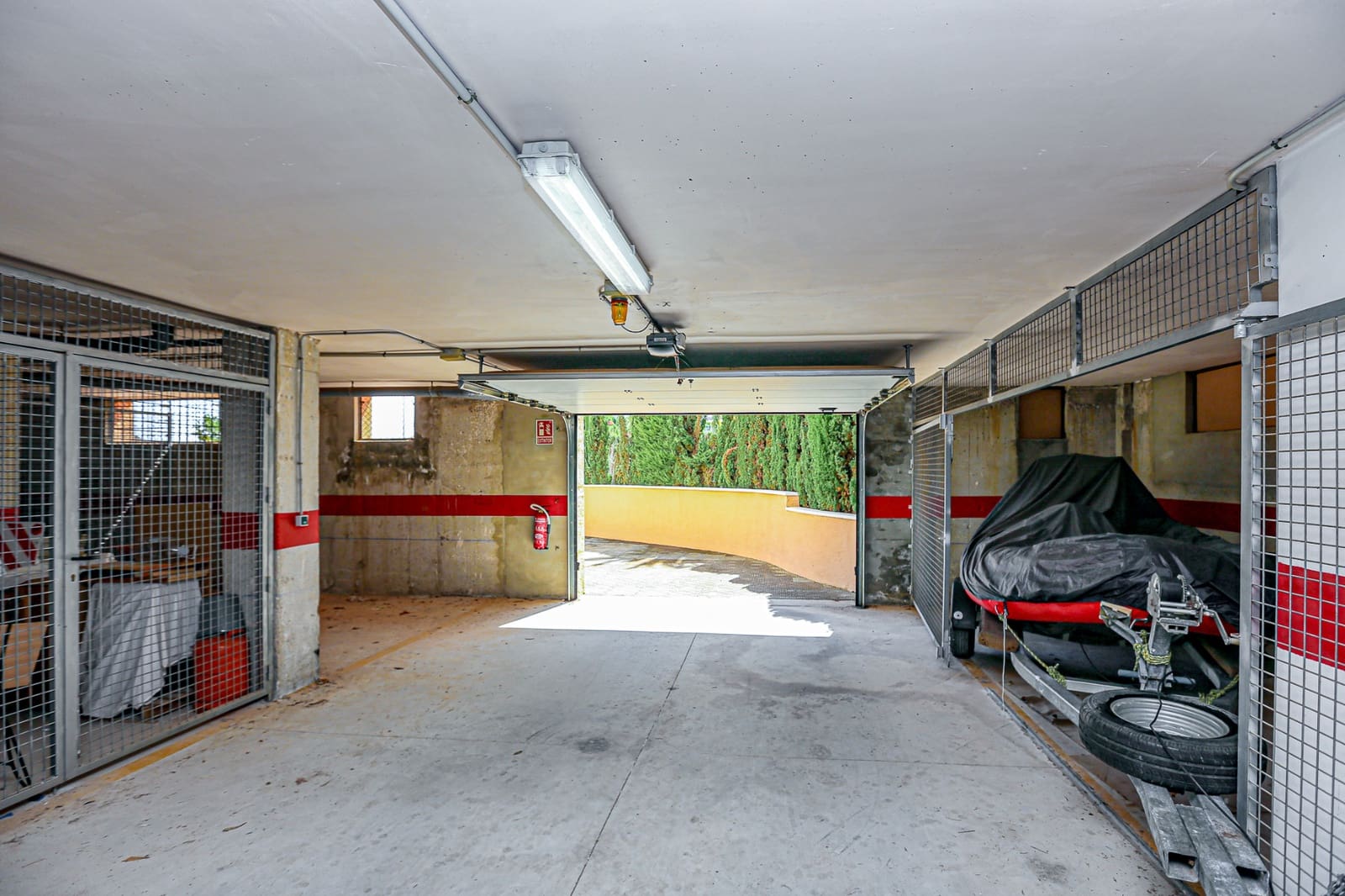 Garage til salg i Orihuela Costa - € 9.800 (Ref: 9074345)