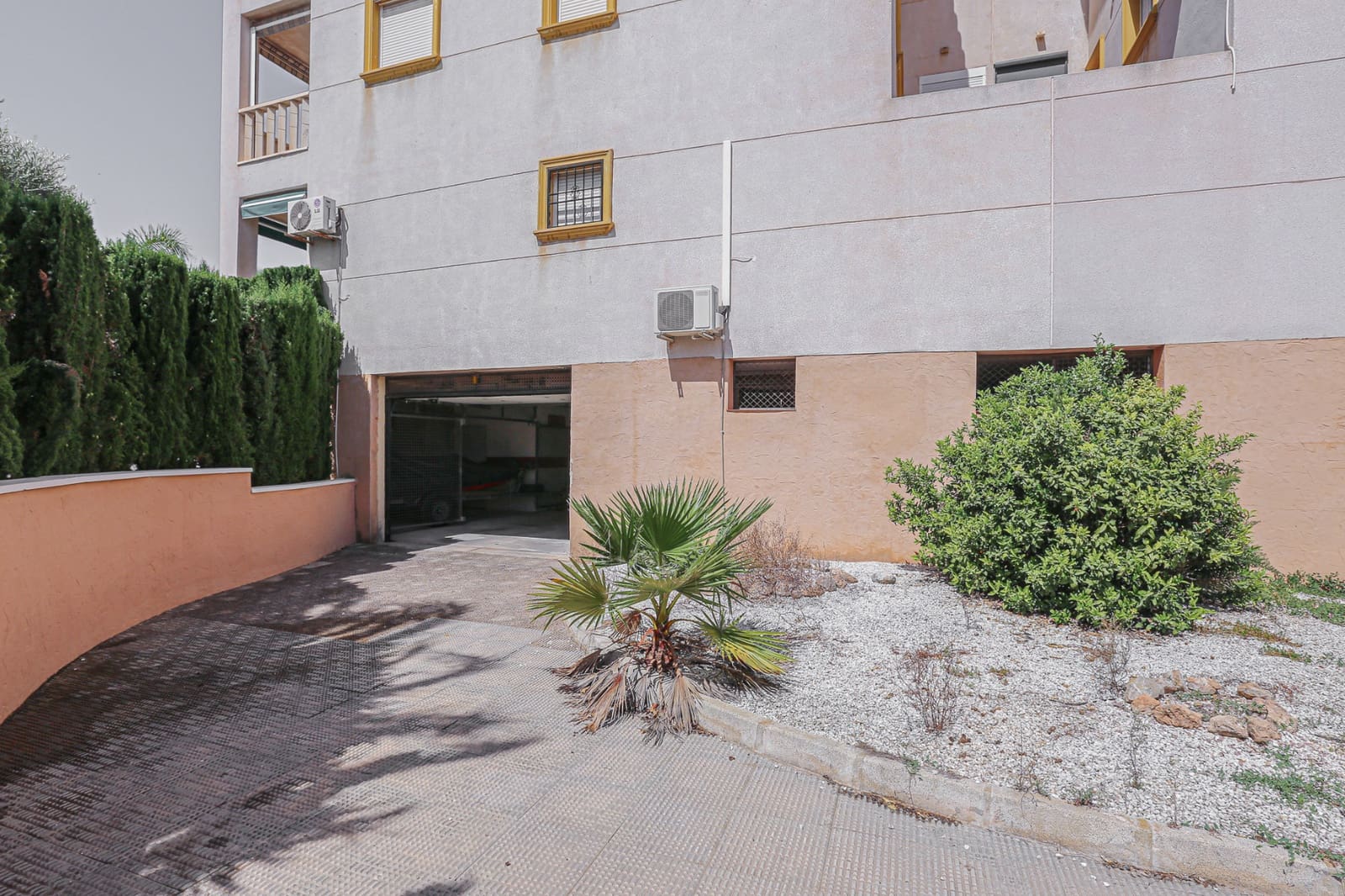 Garage til salg i Orihuela Costa - € 9.800 (Ref: 9074345)