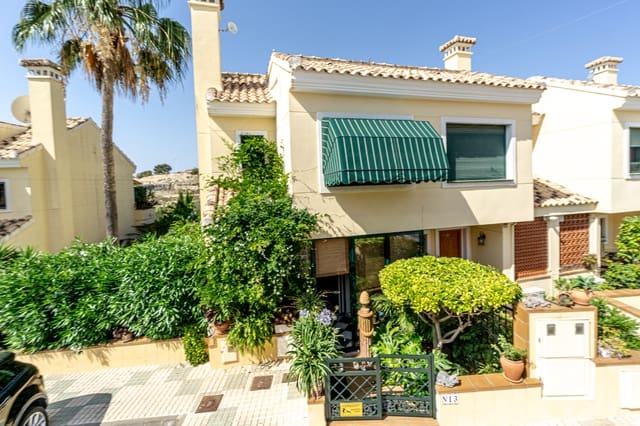 2 soveværelse Byhus til salg i Campoamor, Orihuela med swimmingpool - € 250.000 (Ref: 9078597)