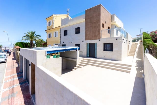 4 soveværelse Semi-Rækkehus til salg i Los Balcones med swimmingpool garage - € 540.000 (Ref: 9099766)