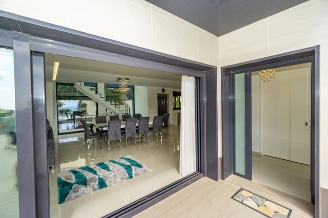 5 Zimmer Villa zu verkaufen in San Miguel de Salinas mit Pool - 849.000 € (Ref: 9105196)