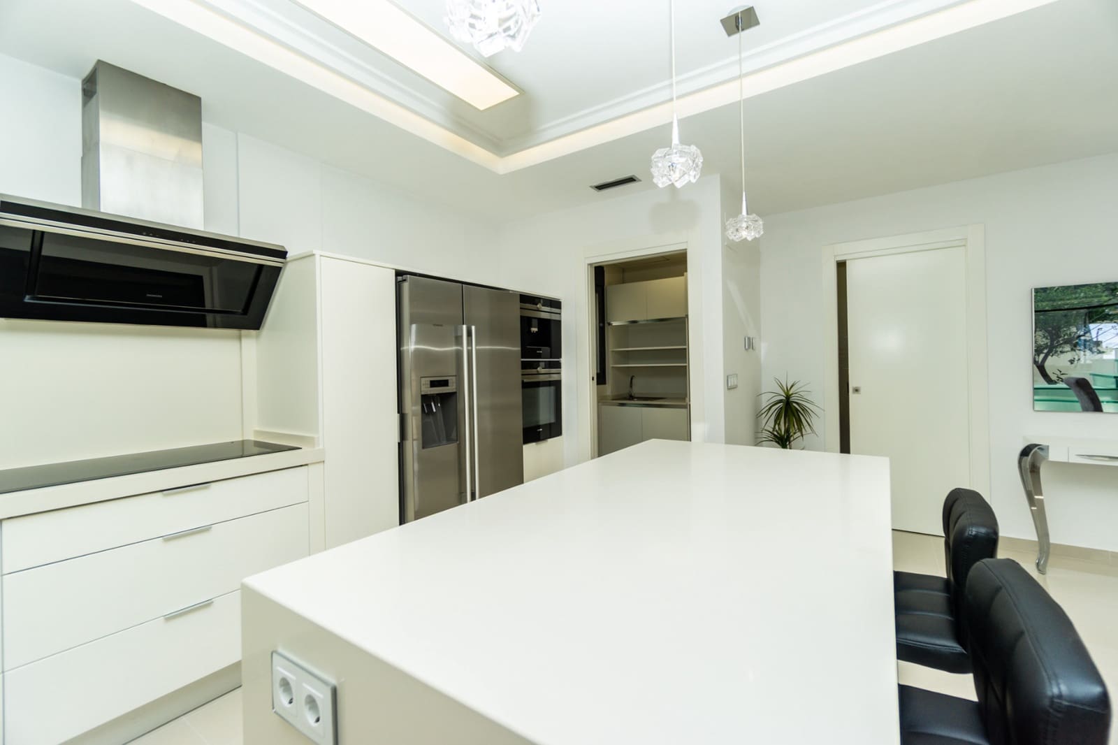 Chalet de 5 habitaciones en San Miguel de Salinas en venta con piscina - 849.000 € (Ref: 9105196)