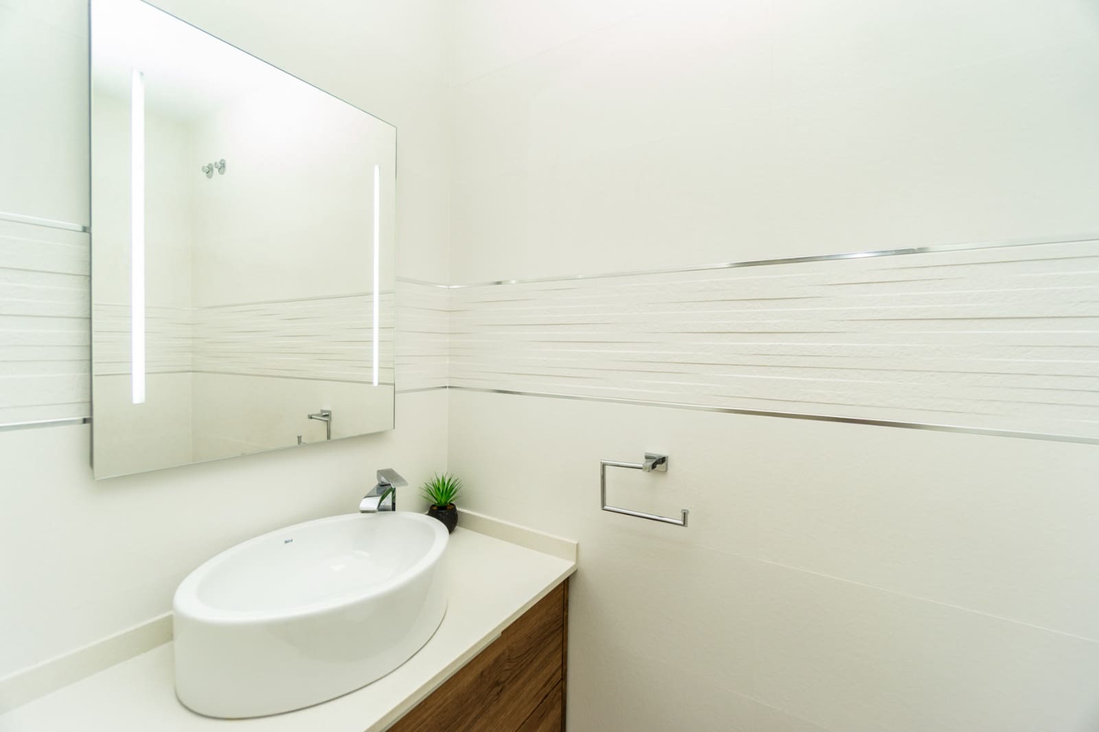 Chalet de 5 habitaciones en San Miguel de Salinas en venta con piscina - 849.000 € (Ref: 9105196)