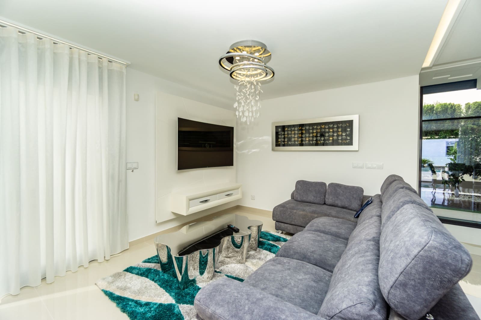 Chalet de 5 habitaciones en San Miguel de Salinas en venta con piscina - 849.000 € (Ref: 9105196)