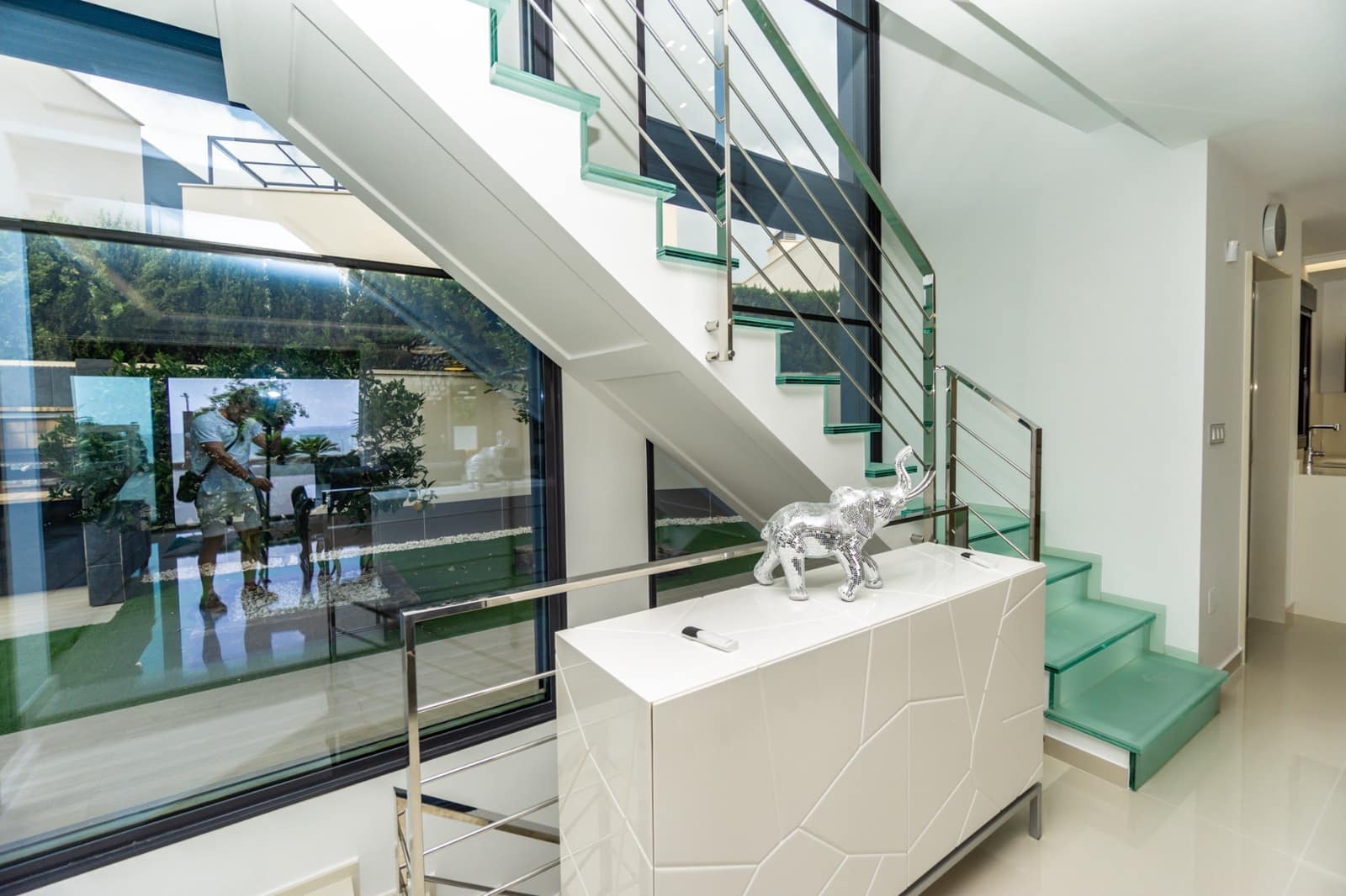 Chalet de 5 habitaciones en San Miguel de Salinas en venta con piscina - 849.000 € (Ref: 9105196)