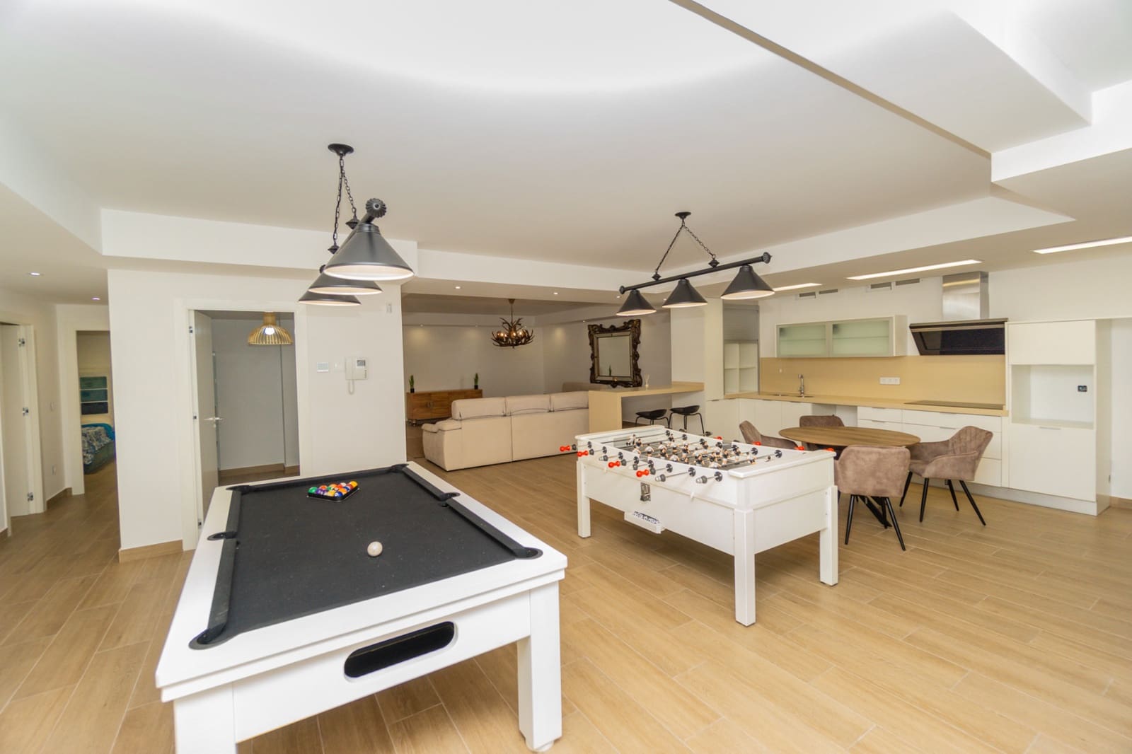 Chalet de 5 habitaciones en San Miguel de Salinas en venta con piscina - 849.000 € (Ref: 9105196)