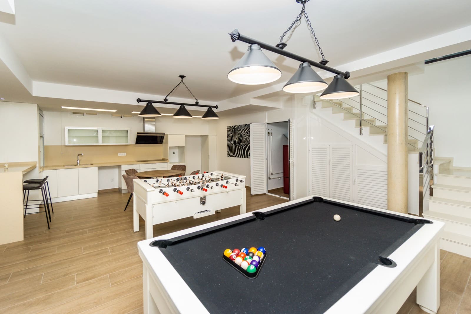 Chalet de 5 habitaciones en San Miguel de Salinas en venta con piscina - 849.000 € (Ref: 9105196)