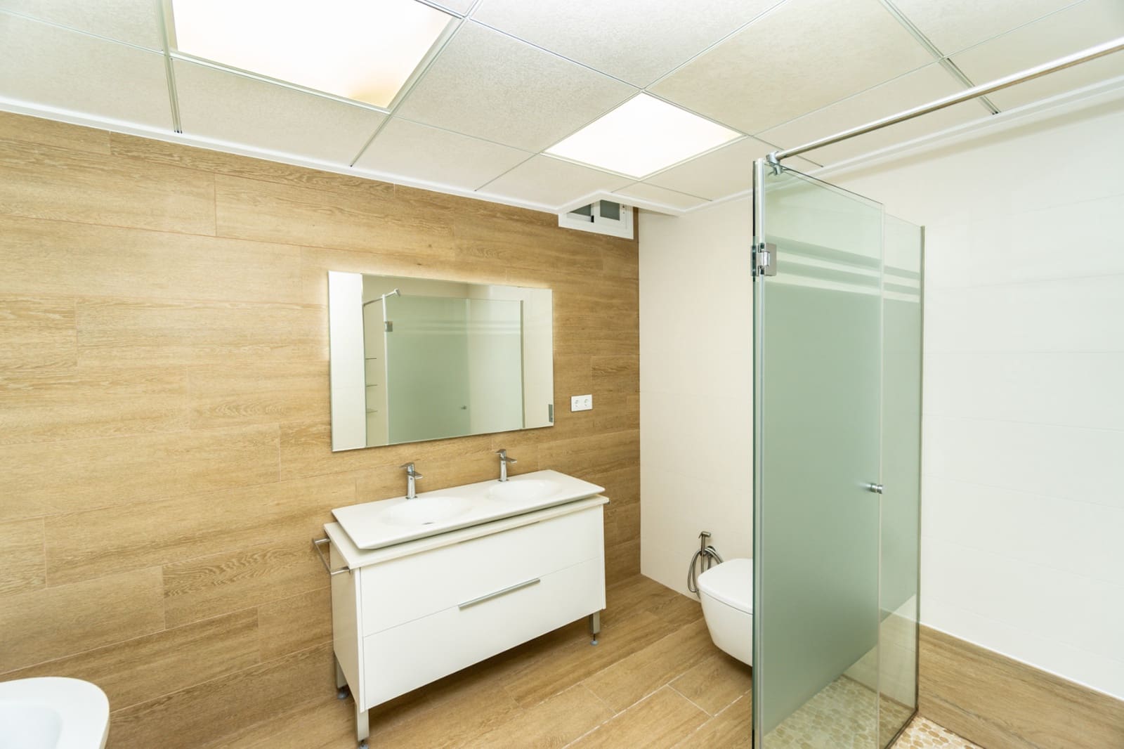 Chalet de 5 habitaciones en San Miguel de Salinas en venta con piscina - 849.000 € (Ref: 9105196)