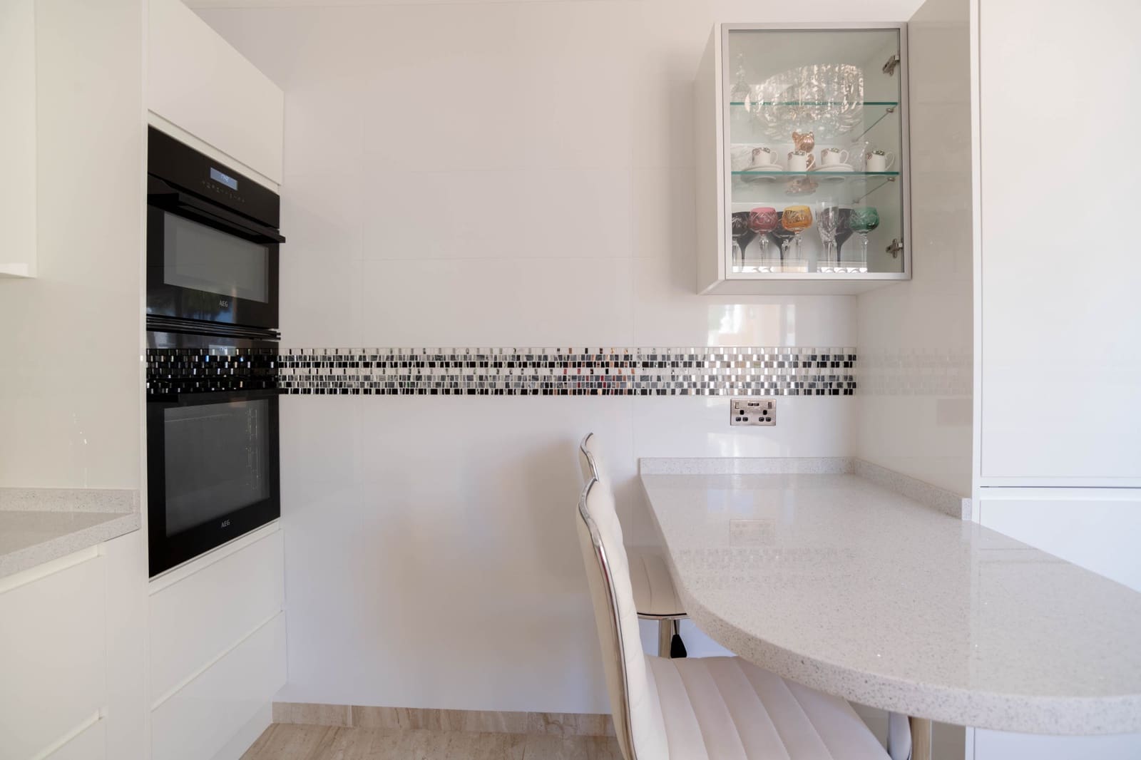 4 soveværelse Villa til salg i San Miguel de Salinas med swimmingpool garage - € 895.000 (Ref: 9109430)