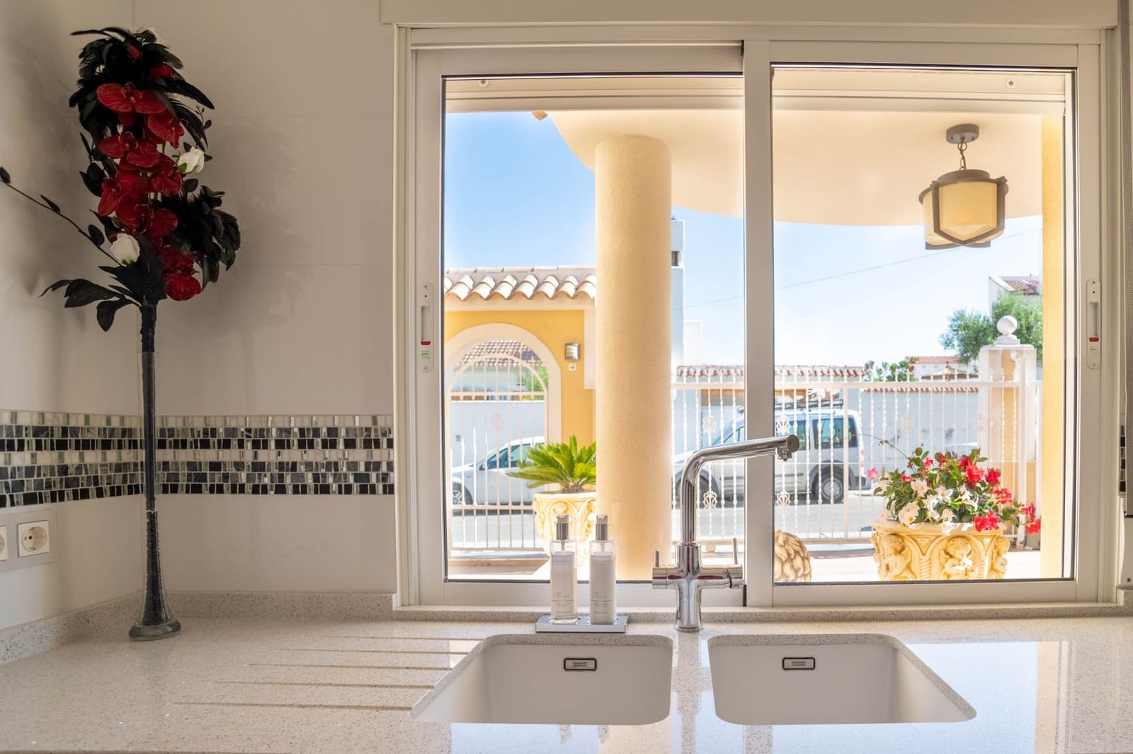 4 soveværelse Villa til salg i San Miguel de Salinas med swimmingpool garage - € 895.000 (Ref: 9109430)