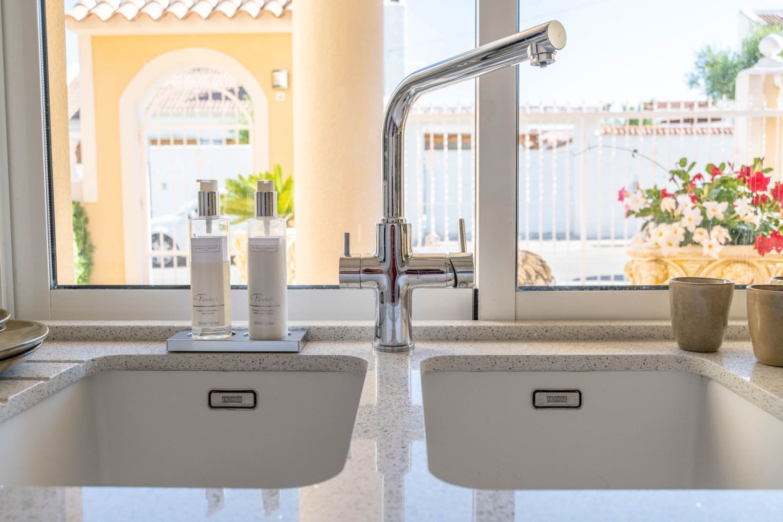 4 soveværelse Villa til salg i San Miguel de Salinas med swimmingpool garage - € 895.000 (Ref: 9109430)