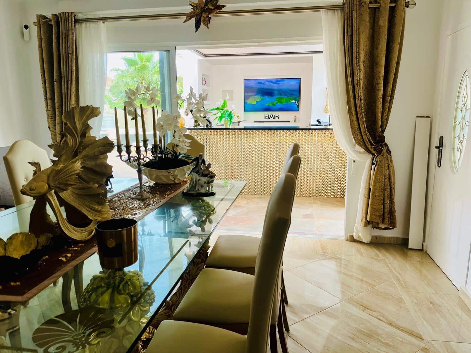 4 soveværelse Villa til salg i San Miguel de Salinas med swimmingpool garage - € 895.000 (Ref: 9109430)