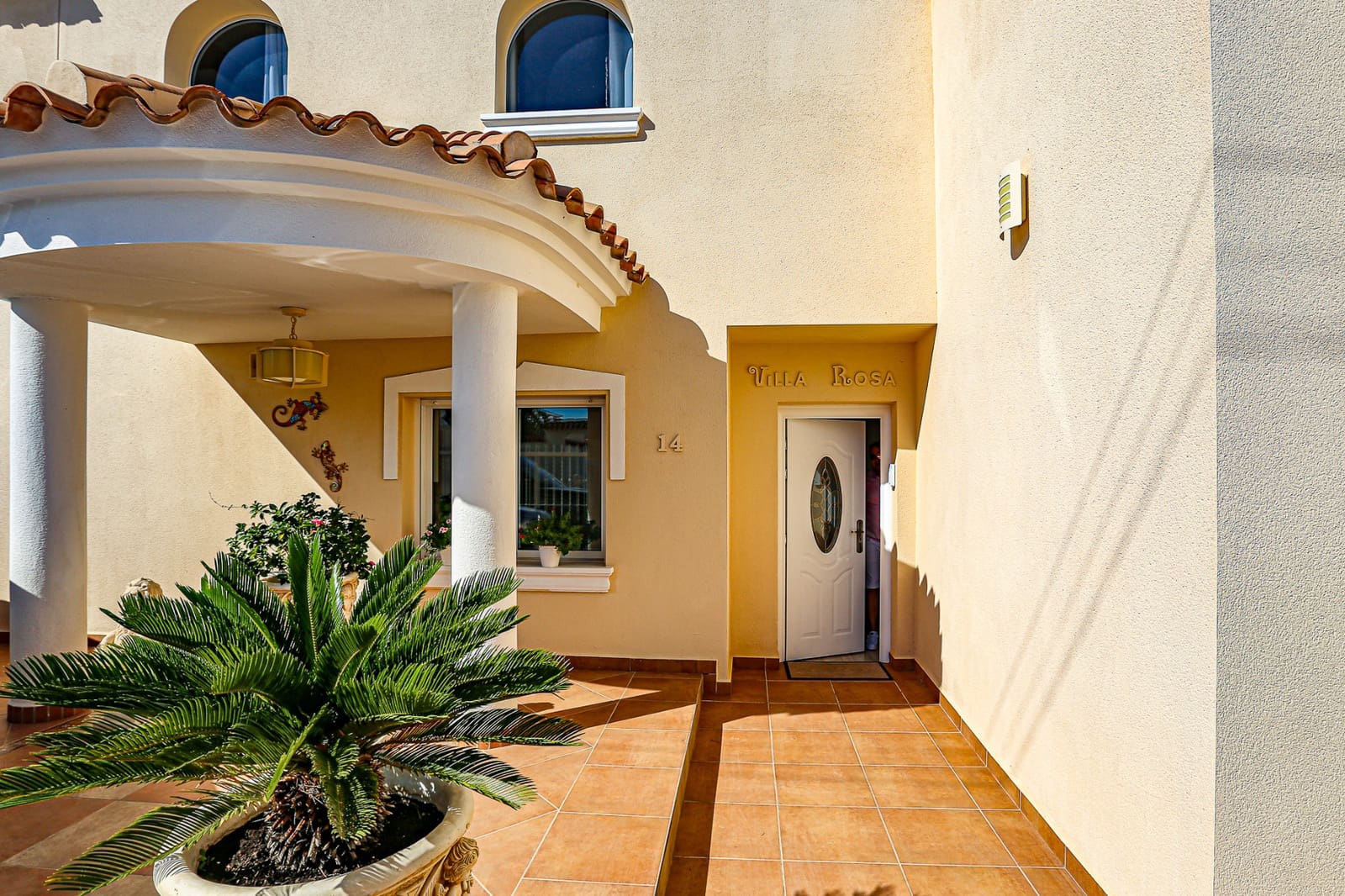 4 soveværelse Villa til salg i San Miguel de Salinas med swimmingpool garage - € 895.000 (Ref: 9109430)