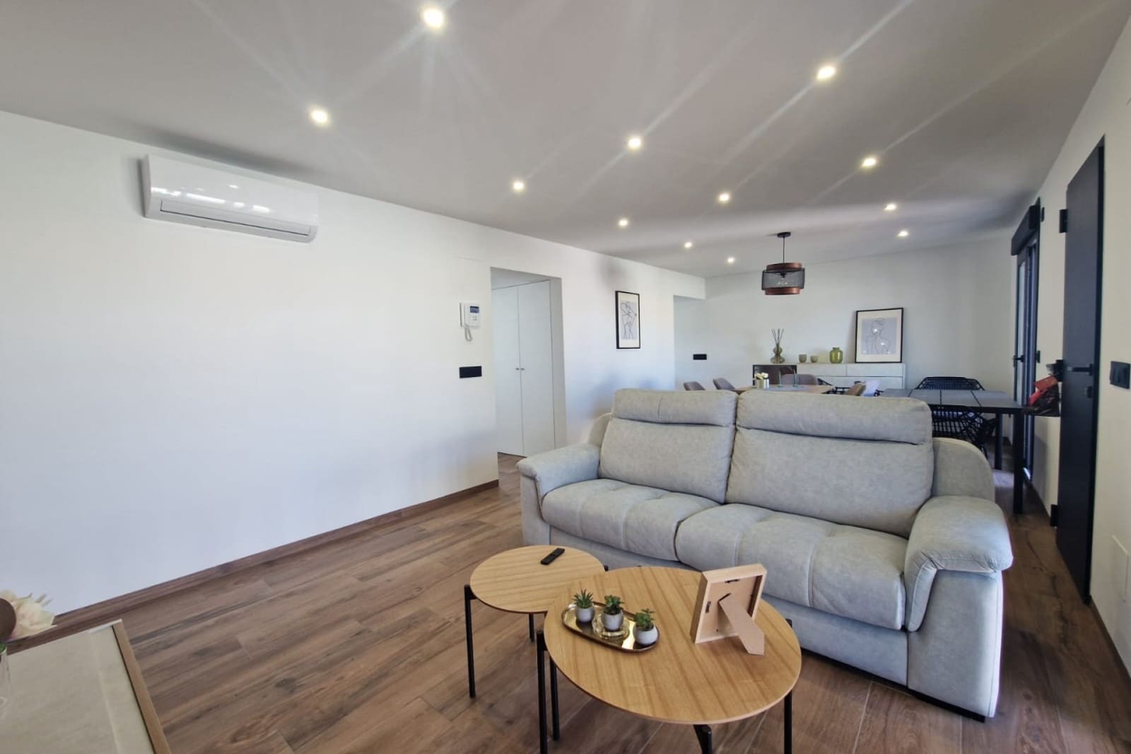 3 bedroom Villa for sale in Los Balcones with pool - € 479,900 (Ref: 9126148)