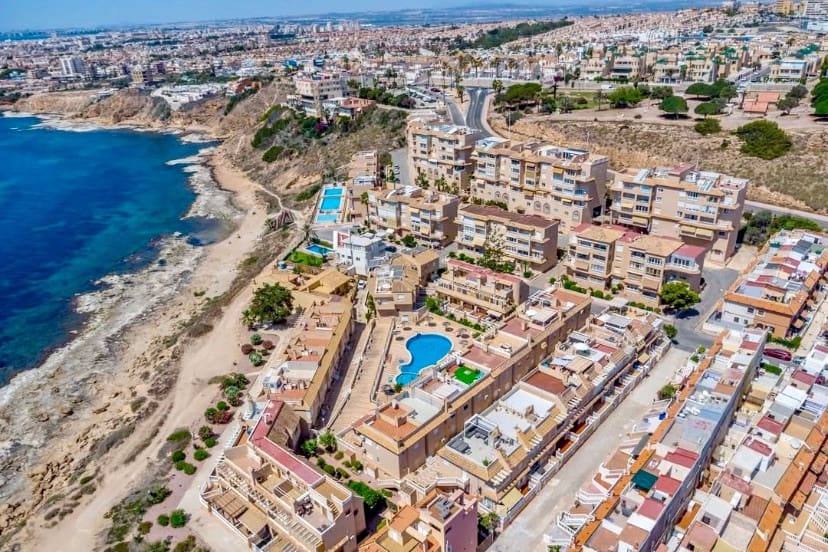 2 soveværelse Penthouse til salg i La Mata - € 359.900 (Ref: 9126149)