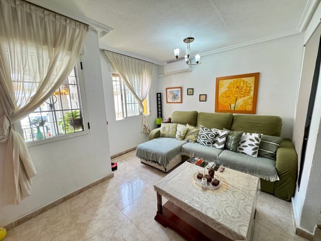 3 Zimmer Haus zu verkaufen in Torrevieja mit Pool - 200.000 € (Ref: 9133484)