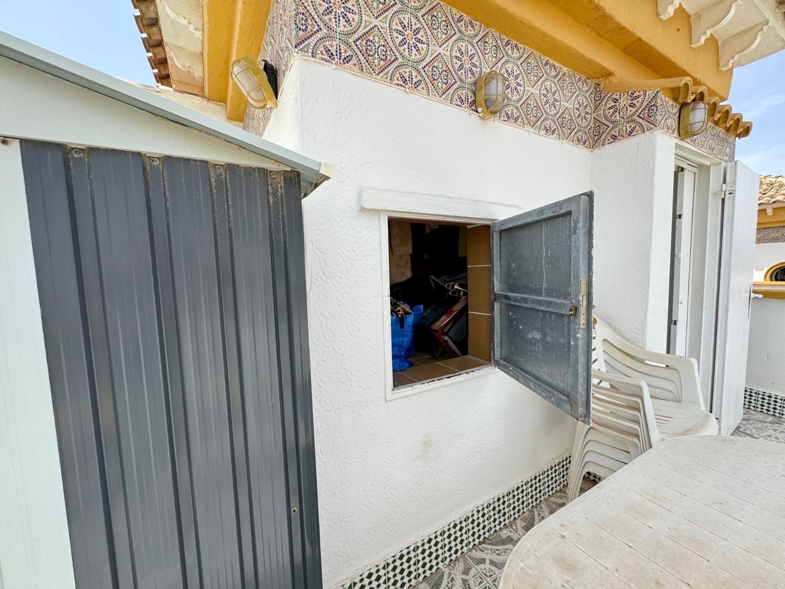 3 Zimmer Haus zu verkaufen in Torrevieja mit Pool - 200.000 € (Ref: 9133484)