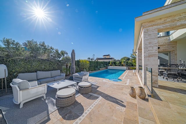 6 slaapkamer Villa te koop in La Zenia, Orihuela met zwembad garage - € 2.950.000 (Ref: 9150770)