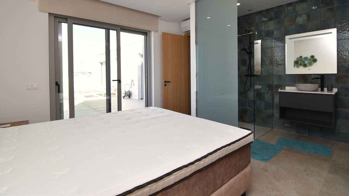 5 quarto Moradia para venda em Benijofar com piscina - 1 495 000 € (Ref: 9160231)