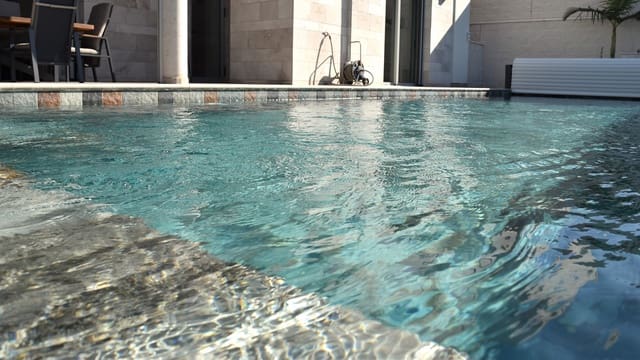 5 Zimmer Villa zu verkaufen in Benijófar mit Pool - 1.495.000 € (Ref: 9160231)