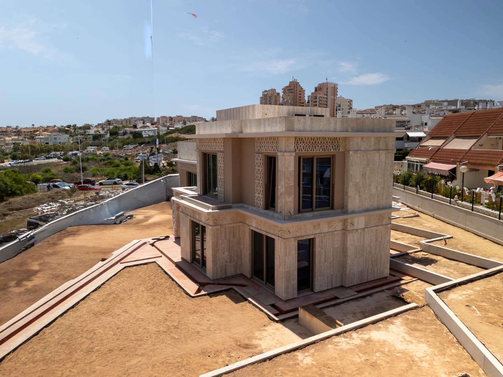 5 slaapkamer Villa te koop in La Mata met zwembad - € 4.500.000 (Ref: 9161600)