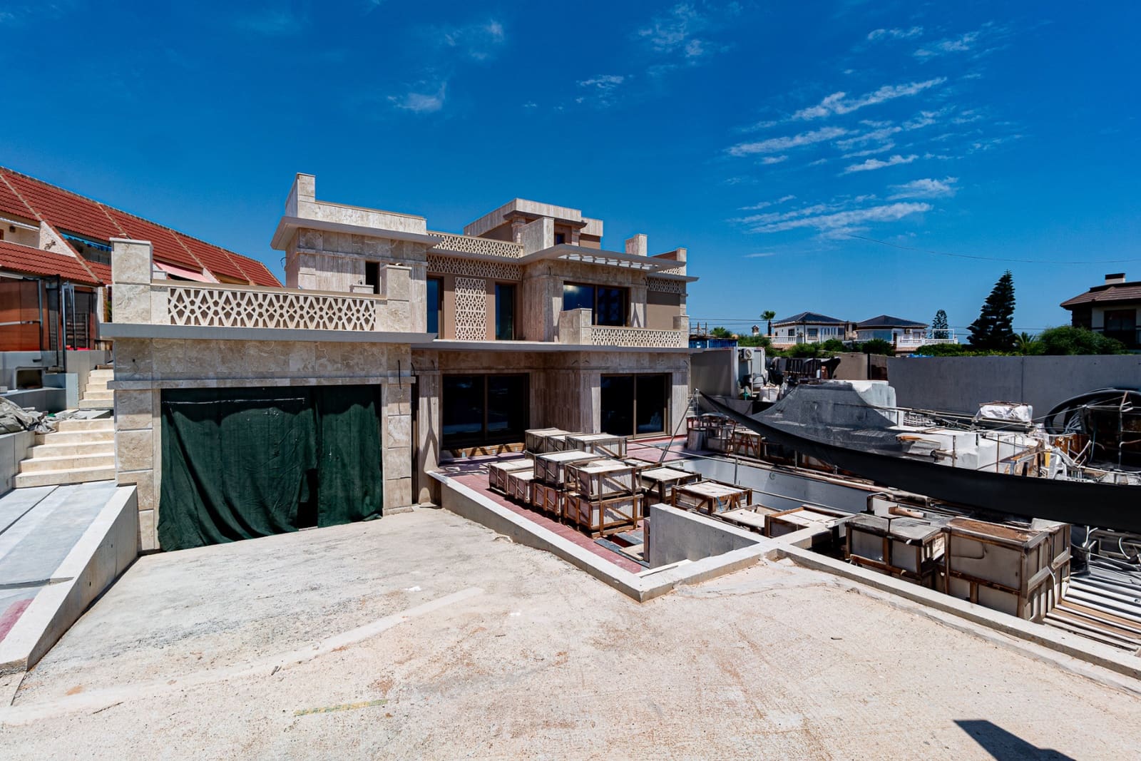 5 slaapkamer Villa te koop in La Mata met zwembad - € 4.500.000 (Ref: 9161600)
