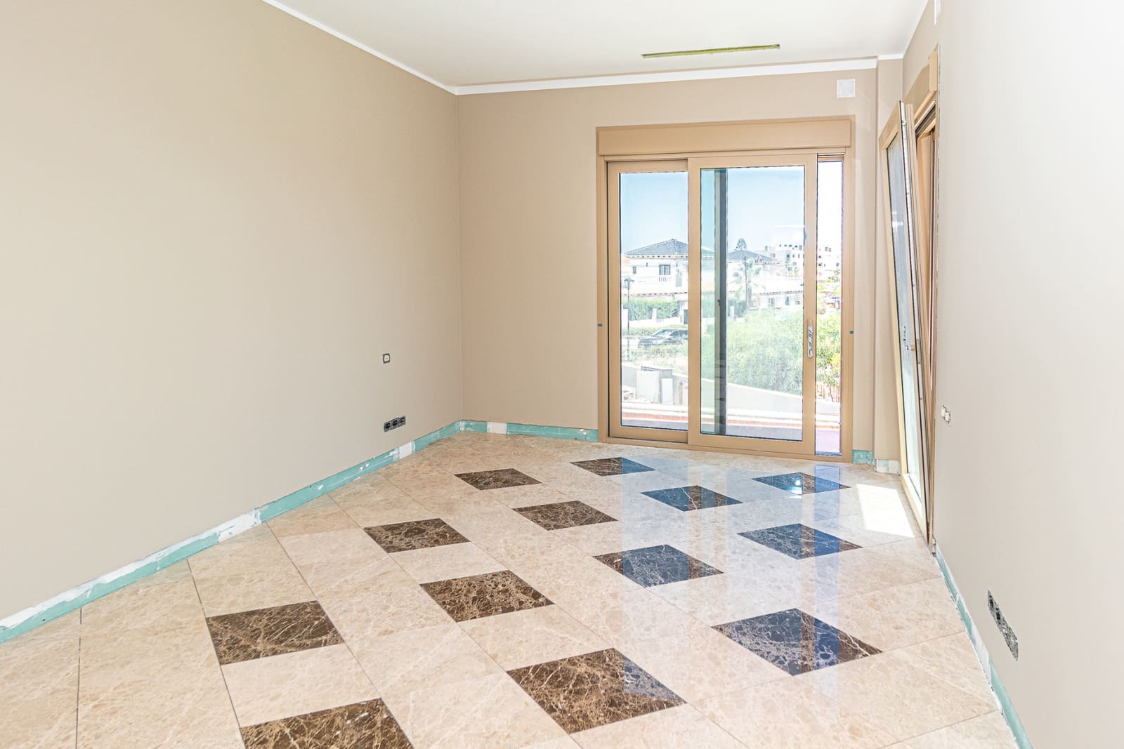 5 slaapkamer Villa te koop in La Mata met zwembad - € 4.500.000 (Ref: 9161600)