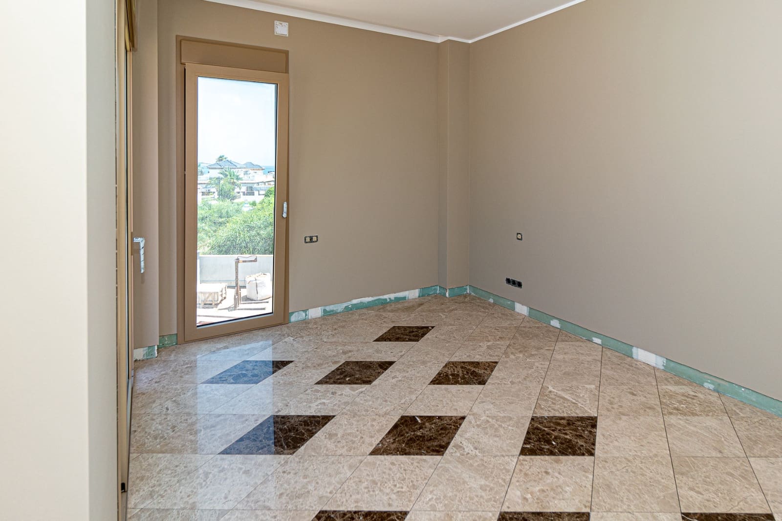 5 slaapkamer Villa te koop in La Mata met zwembad - € 4.500.000 (Ref: 9161600)