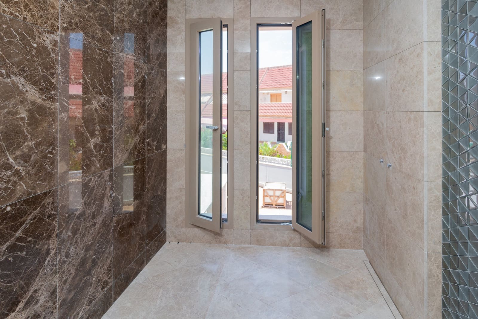 5 slaapkamer Villa te koop in La Mata met zwembad - € 4.500.000 (Ref: 9161600)