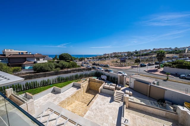 5 sovrum Villa till salu i La Mata, Torrevieja med pool garage - 4 700 000 € (Ref: 9161600)