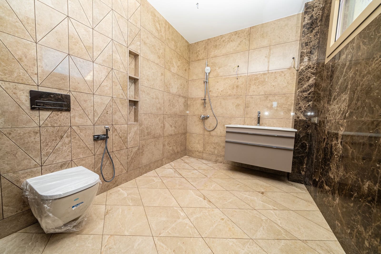 5 bedroom Villa for sale in La Mata with pool garage - € 4,700,000 (Ref: 9161600)