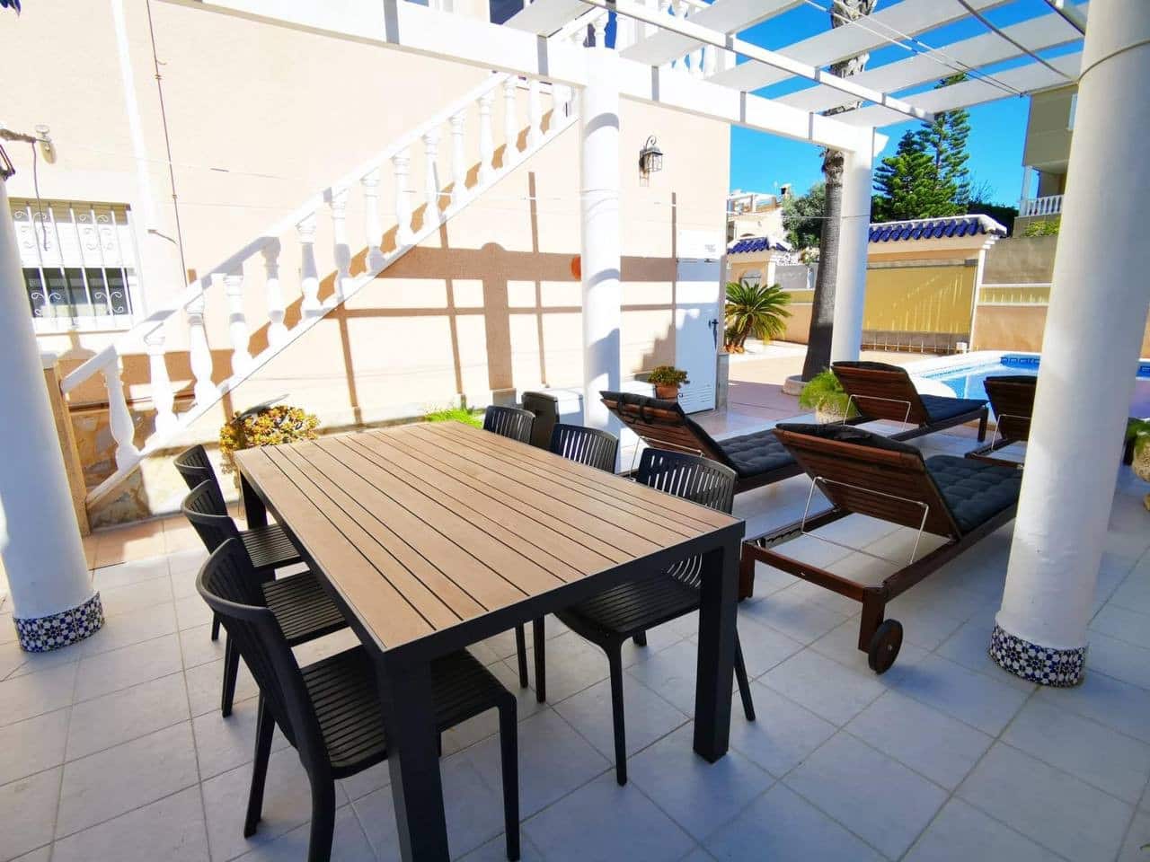 4 Zimmer Villa zu verkaufen in Los Altos mit Pool - 450.000 € (Ref: 9164544)