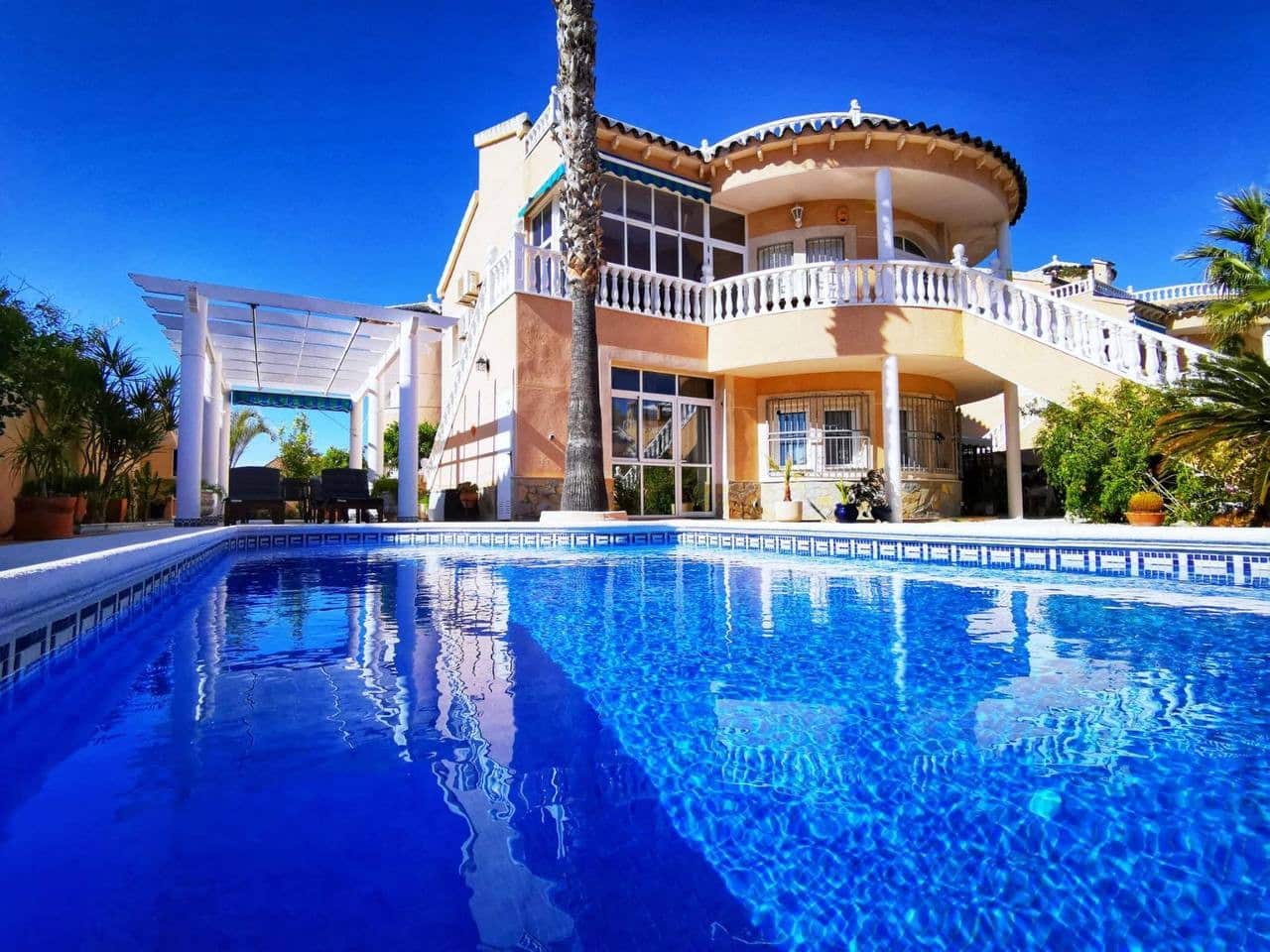 4 Zimmer Villa zu verkaufen in Los Altos mit Pool - 450.000 € (Ref: 9164544)