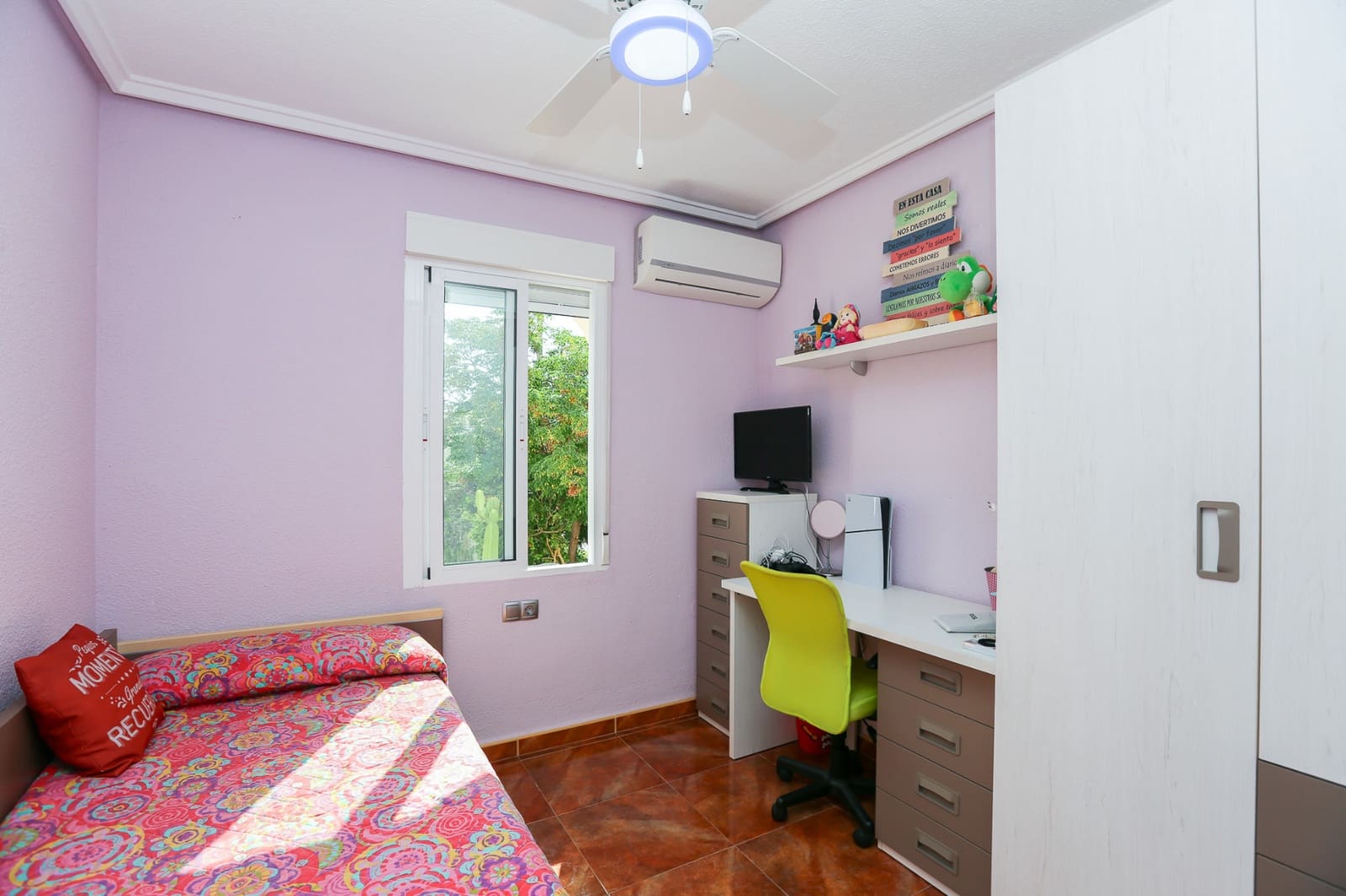 2 sypialnia Penthouse na sprzedaż w Torrevieja z basenem - 148 000 € (Ref: 9180081)