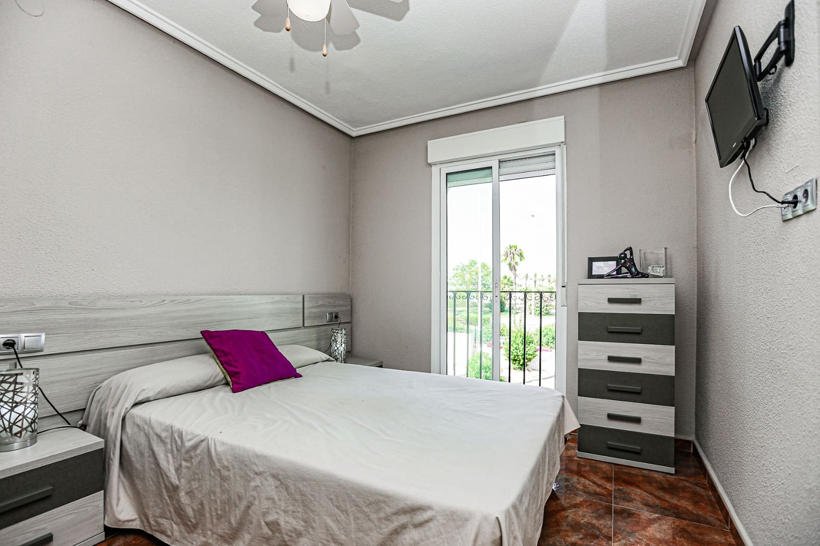 2 sypialnia Penthouse na sprzedaż w Torrevieja z basenem - 148 000 € (Ref: 9180081)