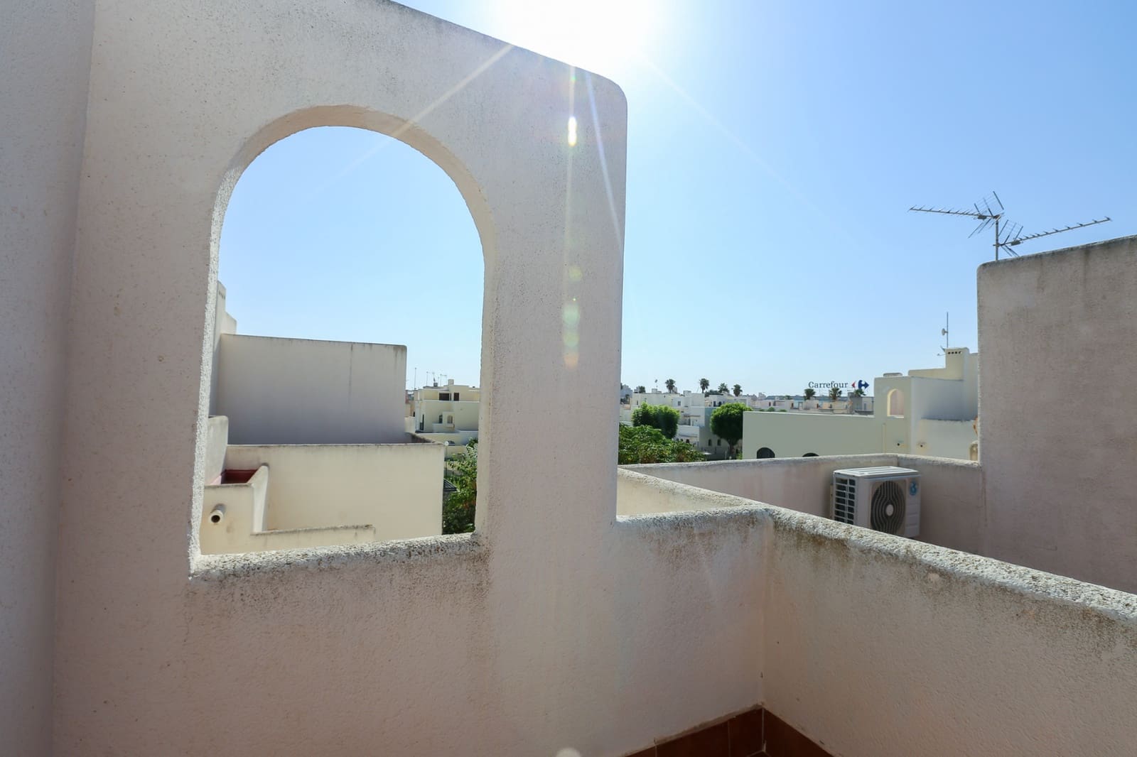 2 sypialnia Penthouse na sprzedaż w Torrevieja z basenem - 148 000 € (Ref: 9180081)