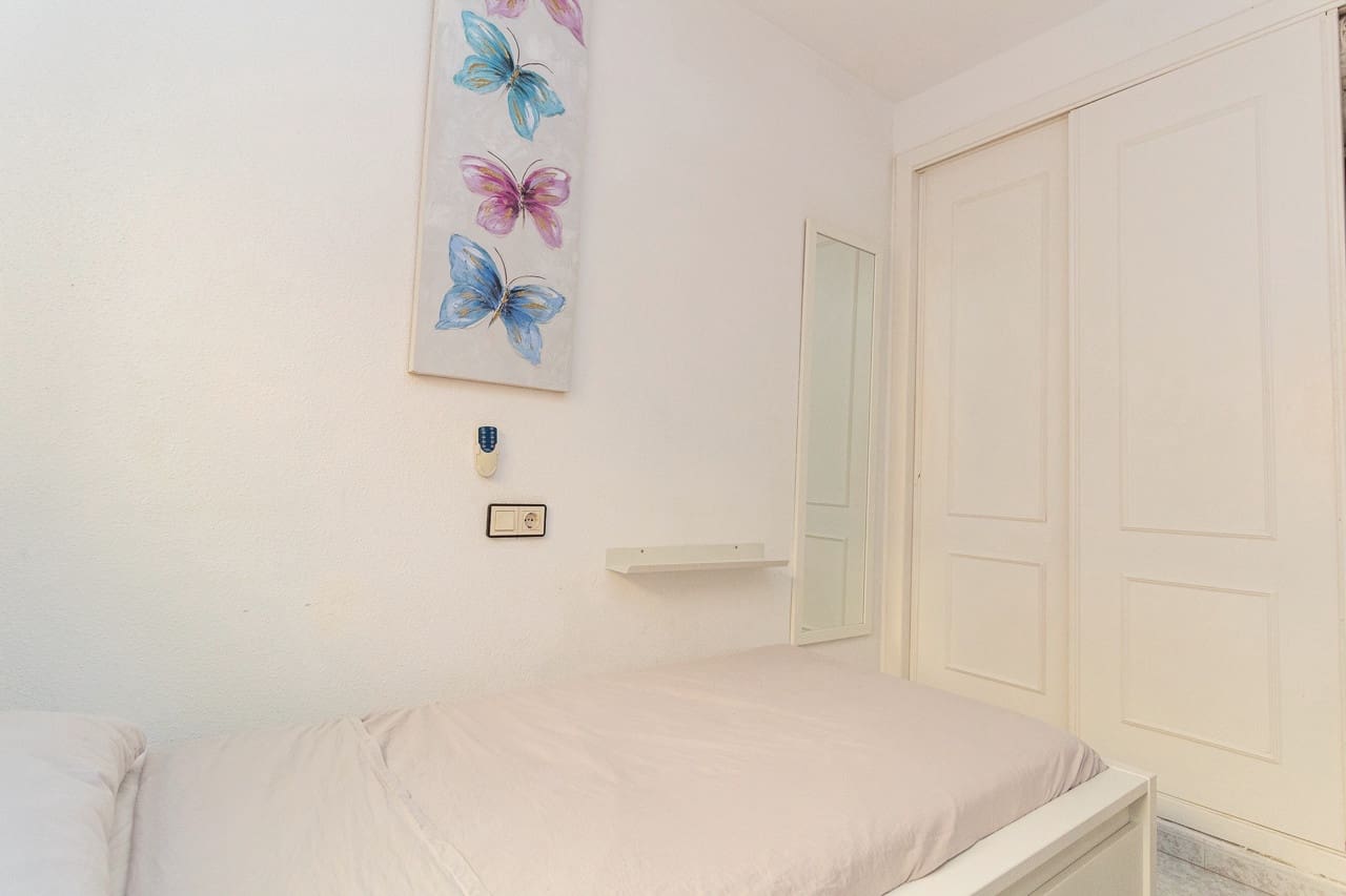 3 slaapkamer Appartement te koop in La Siesta met zwembad - € 158.000 (Ref: 9180353)