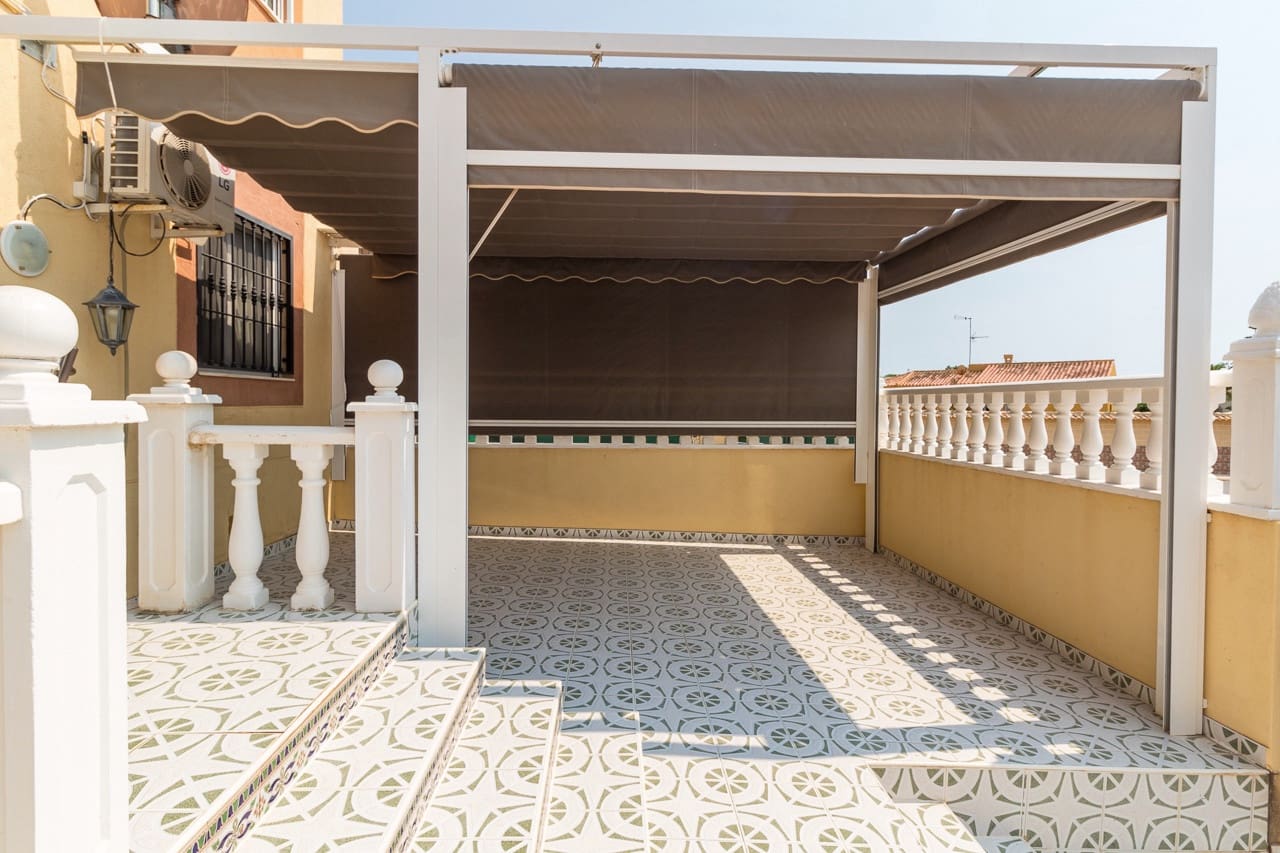 3 slaapkamer Appartement te koop in La Siesta met zwembad - € 158.000 (Ref: 9180353)