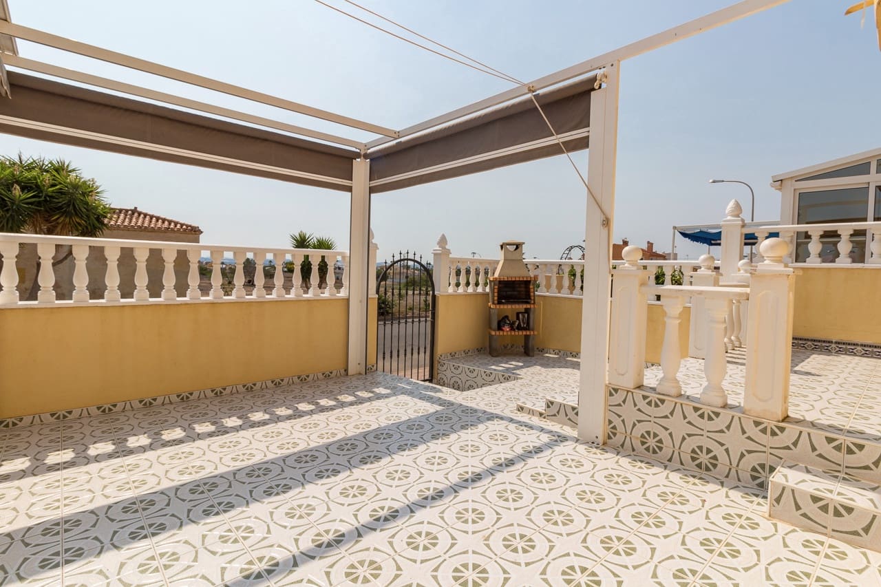 3 slaapkamer Appartement te koop in La Siesta met zwembad - € 158.000 (Ref: 9180353)