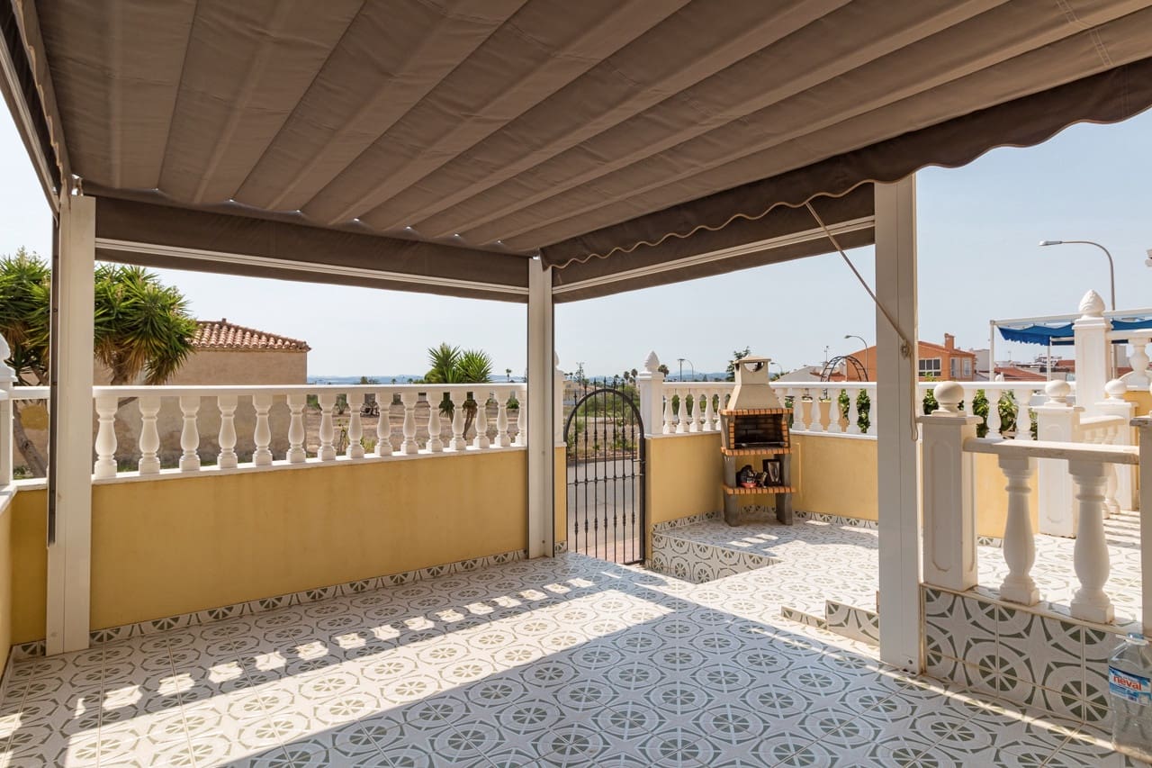 3 slaapkamer Appartement te koop in La Siesta met zwembad - € 158.000 (Ref: 9180353)