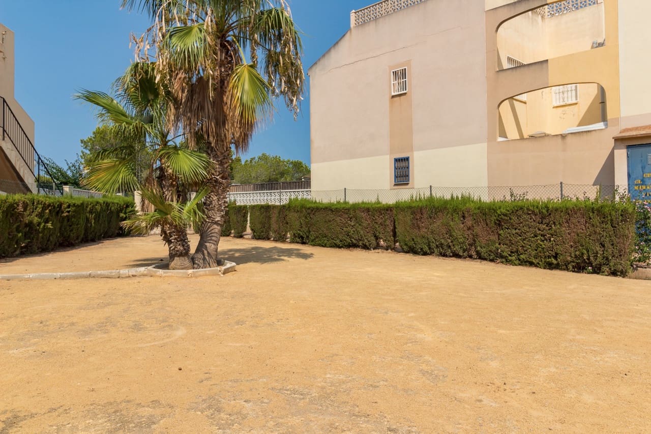 3 slaapkamer Appartement te koop in La Siesta met zwembad - € 158.000 (Ref: 9180353)