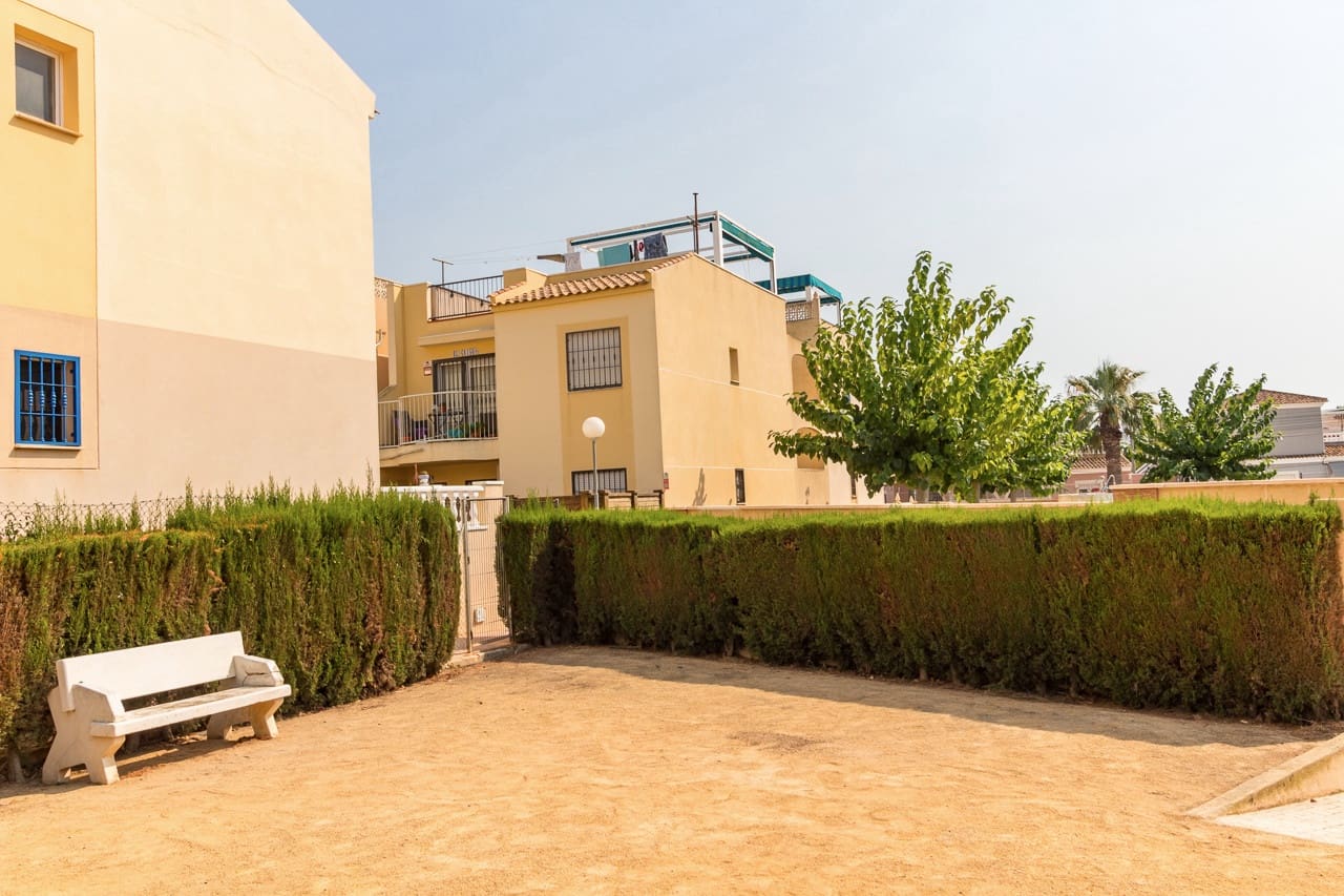 3 slaapkamer Appartement te koop in La Siesta met zwembad - € 158.000 (Ref: 9180353)