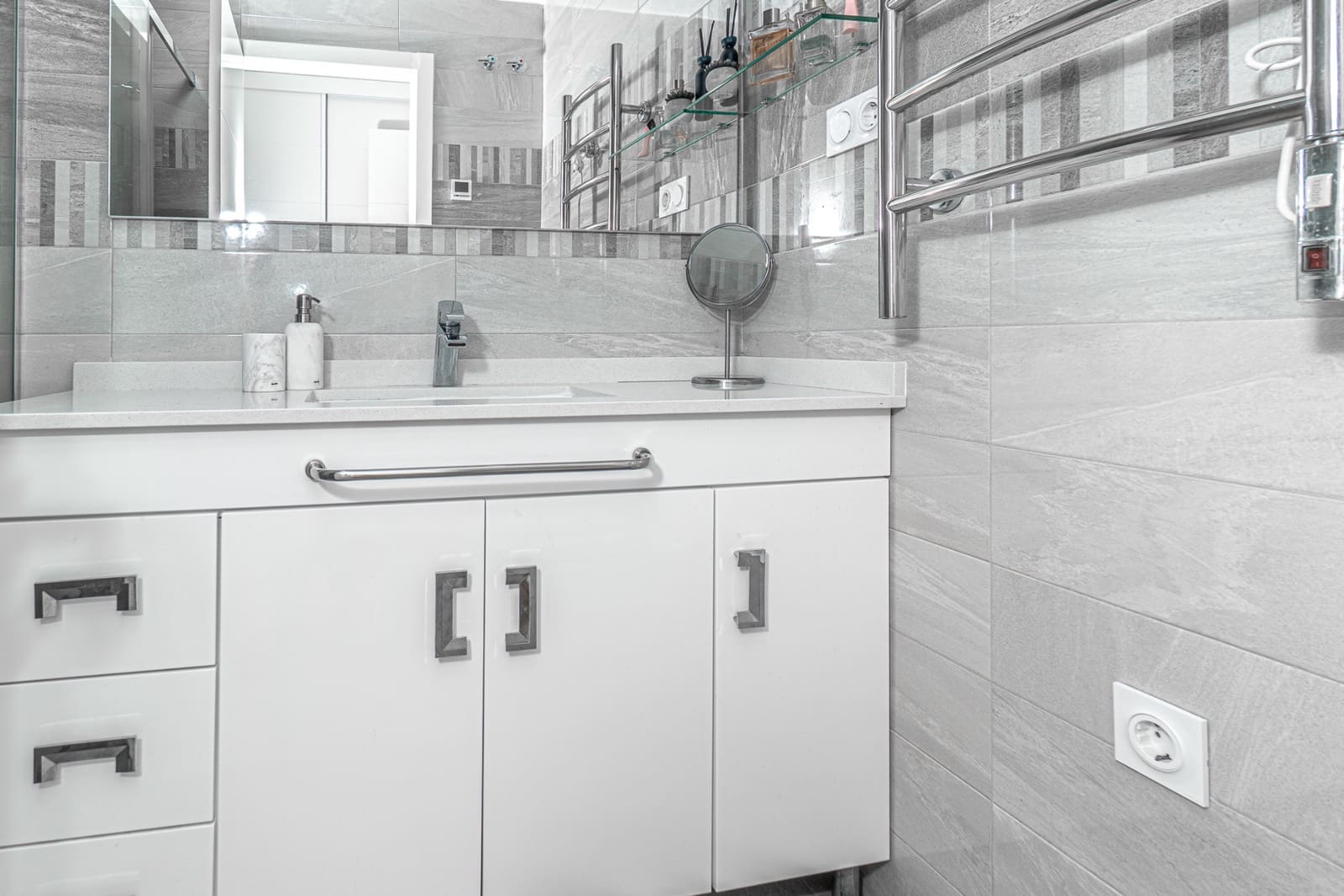 2 chambre Penthouse à vendre à Punta Prima avec piscine garage - 595 000 € (Ref: 9204897)