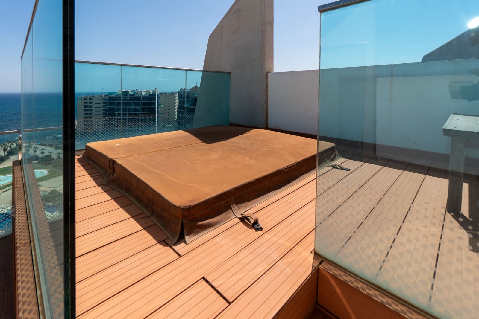 2 chambre Penthouse à vendre à Punta Prima avec piscine garage - 595 000 € (Ref: 9204897)